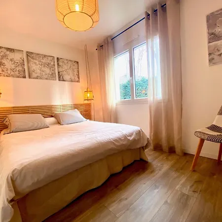 De Plain-pied Avec Terrasse A 2 Pas De La Et Commerces A - 3*** - Fr-1-604-45 Holiday home *
